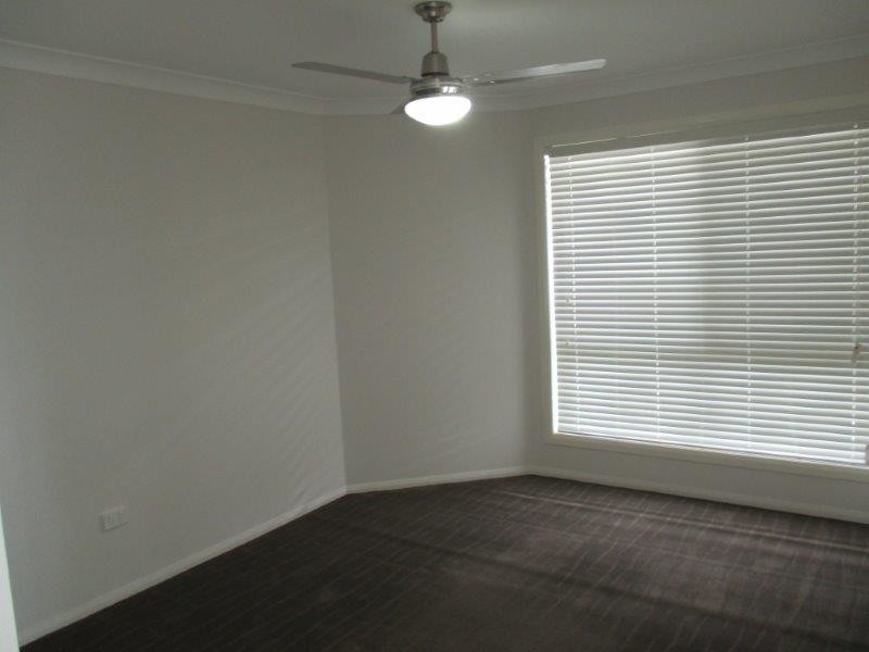 Unit 1/310A Hume Street, Centenary Heights QLD 4350