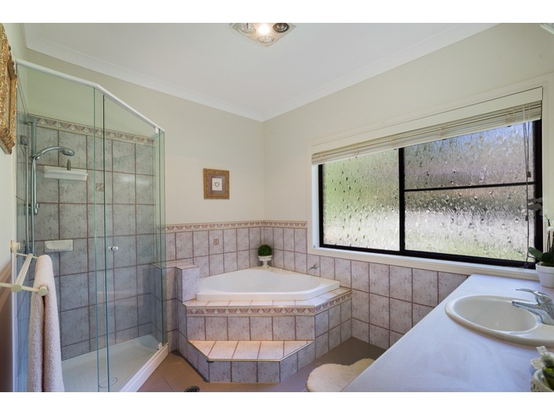 7 Nelson Street, Middle Ridge QLD 4350