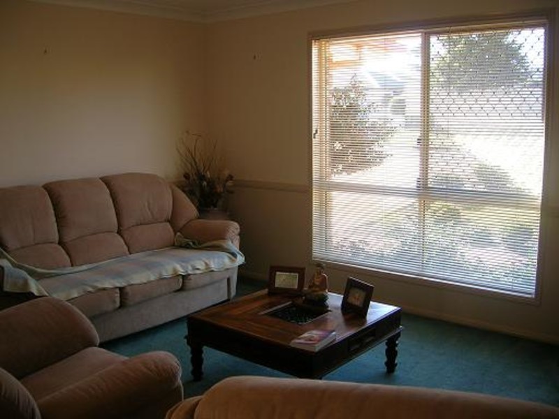 29 Fry Street, Middle Ridge QLD 4350