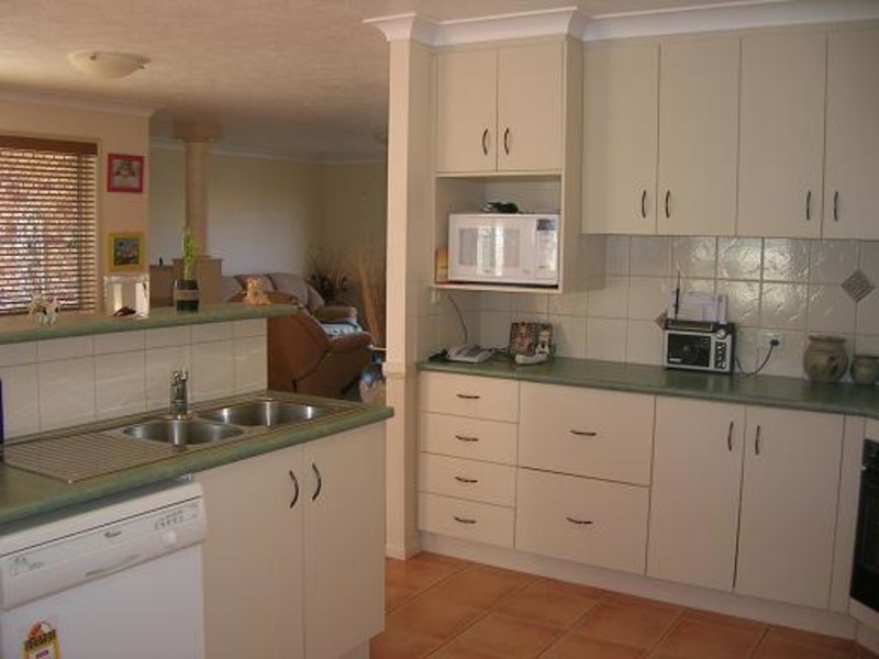 29 Fry Street, Middle Ridge QLD 4350