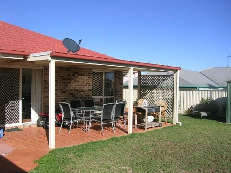 29 Fry Street, Middle Ridge QLD 4350