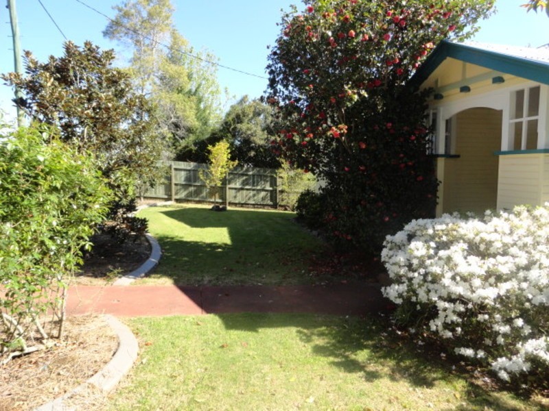 5 Fernside Street, East Toowoomba QLD 4350