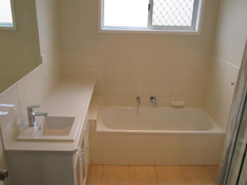 5 Montana Street, Wilsonton Heights QLD 4350