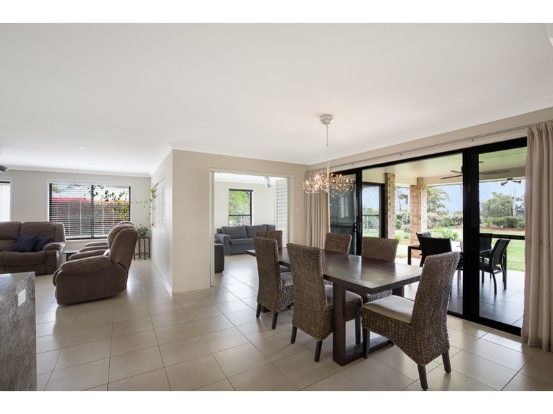 10 Bass Street, Cabarlah QLD 4352