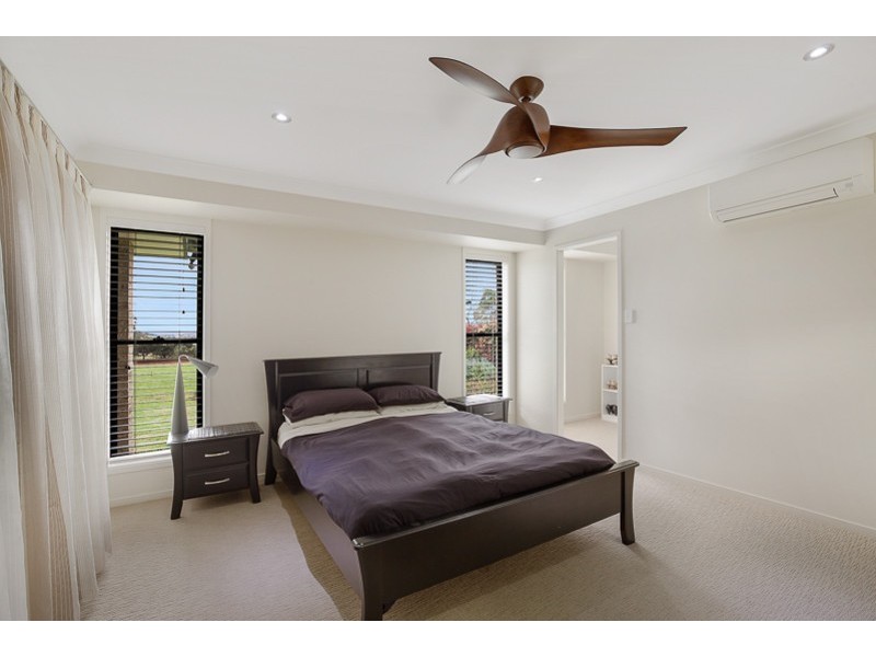 10 Bass Street, Cabarlah QLD 4352