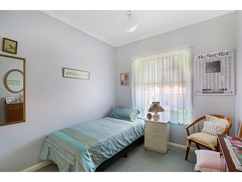 1A New Street, Mount Lofty QLD 4350