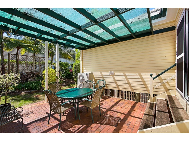 1A New Street, Mount Lofty QLD 4350