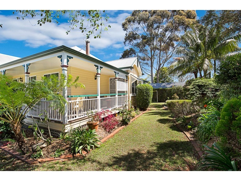 1A New Street, Mount Lofty QLD 4350