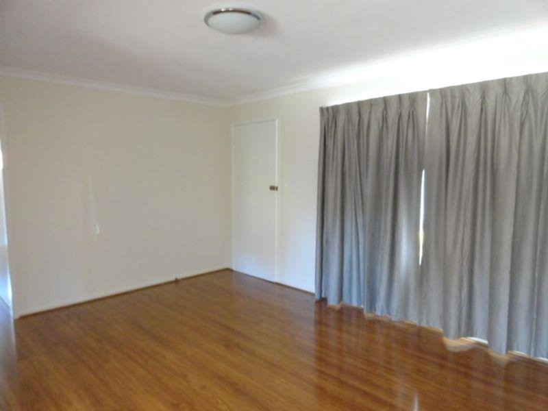 42 Hampton Street, Harristown QLD 4350