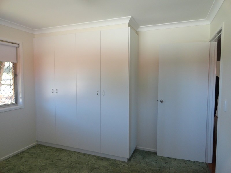 42 Hampton Street, Harristown QLD 4350