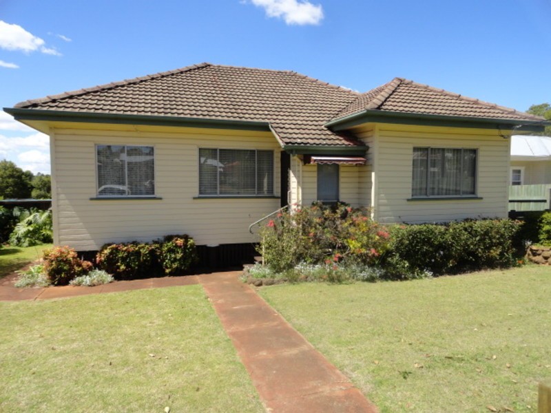 54 Ramsay Street, Centenary Heights QLD 4350