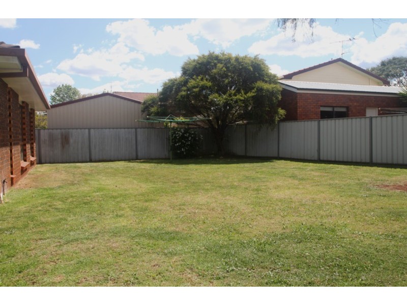 5 Fysh Court, Wilsonton QLD 4350