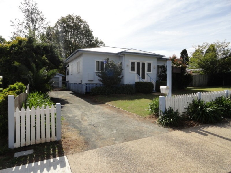 1 Long Street, Rangeville QLD 4350