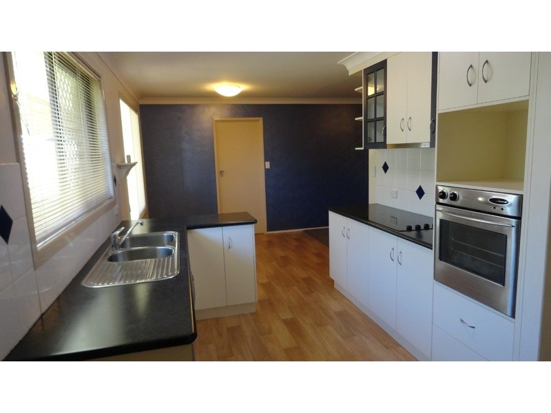 55 Jennifer Crescent, Darling Heights QLD 4350