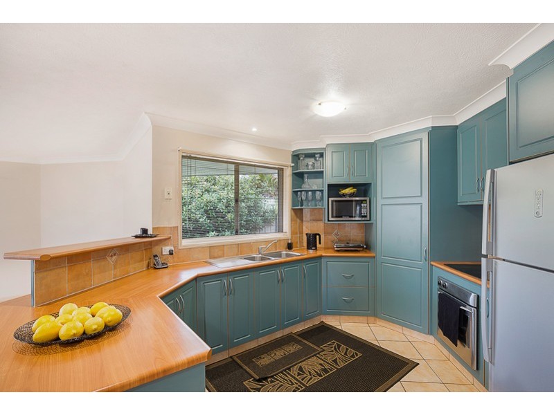 572 Hume Street, Middle Ridge QLD 4350