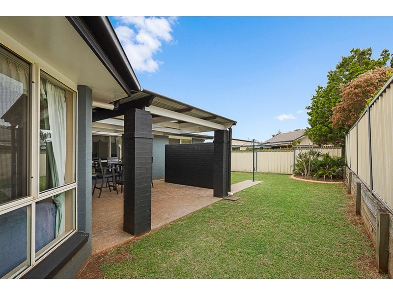 572 Hume Street, Middle Ridge QLD 4350