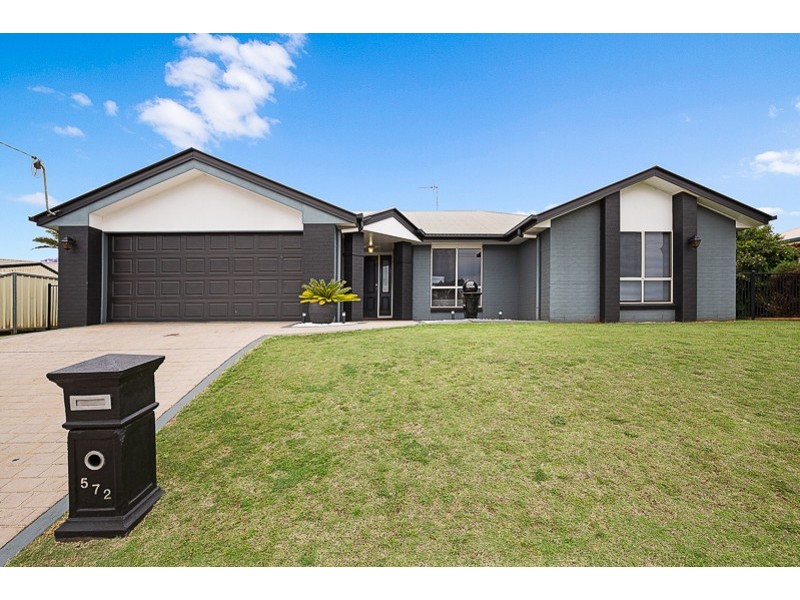 572 Hume Street, Middle Ridge QLD 4350