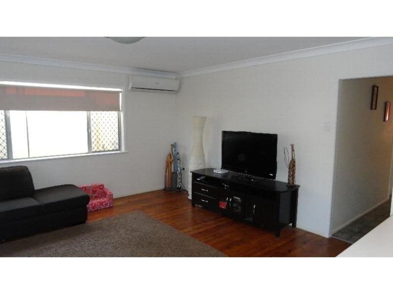 1 Eileen Street, Harristown QLD 4350
