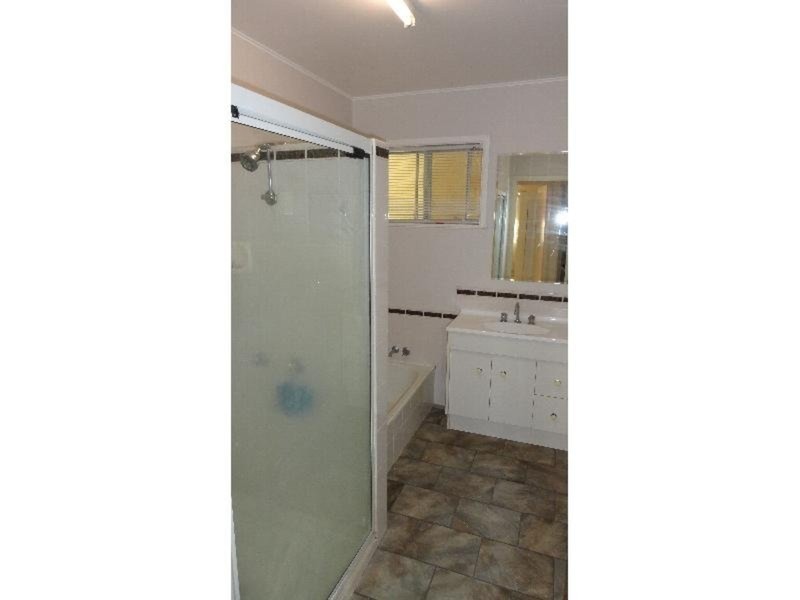 1 Eileen Street, Harristown QLD 4350