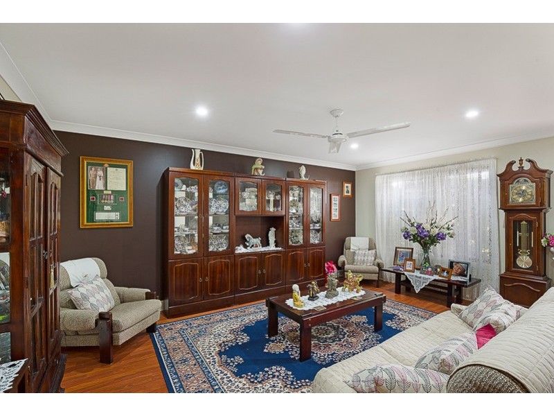 62 Phipps Drive, Meringandan West QLD 4352