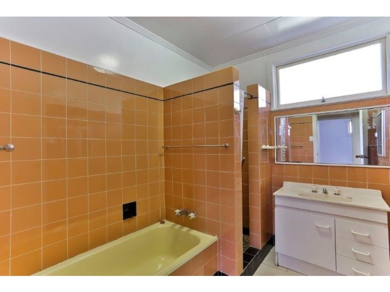 5 Sonnenberg Street, East Toowoomba QLD 4350