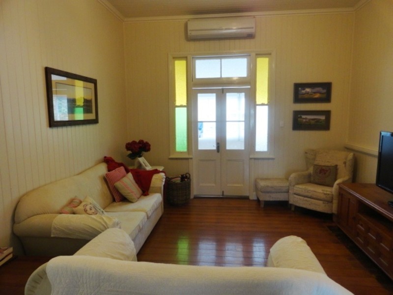 22 Herries, East Toowoomba QLD 4350