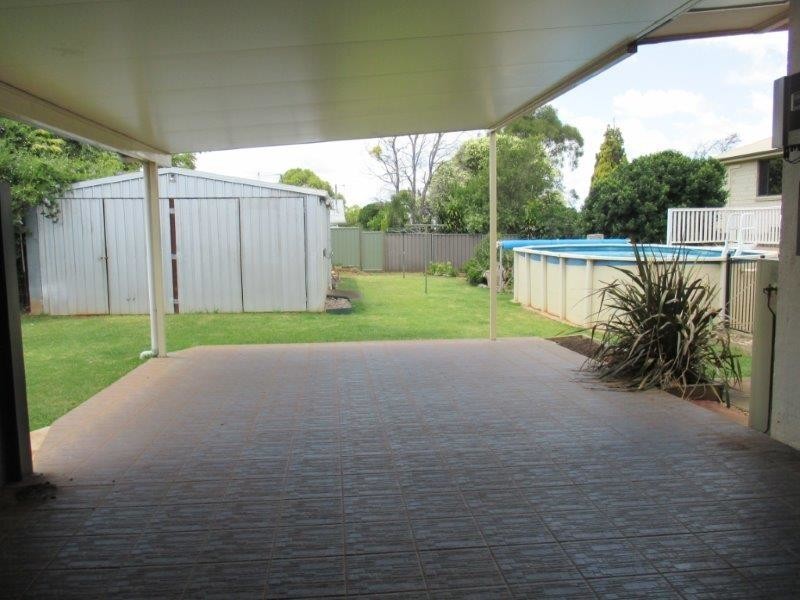 64 Tara Street, Wilsonton QLD 4350