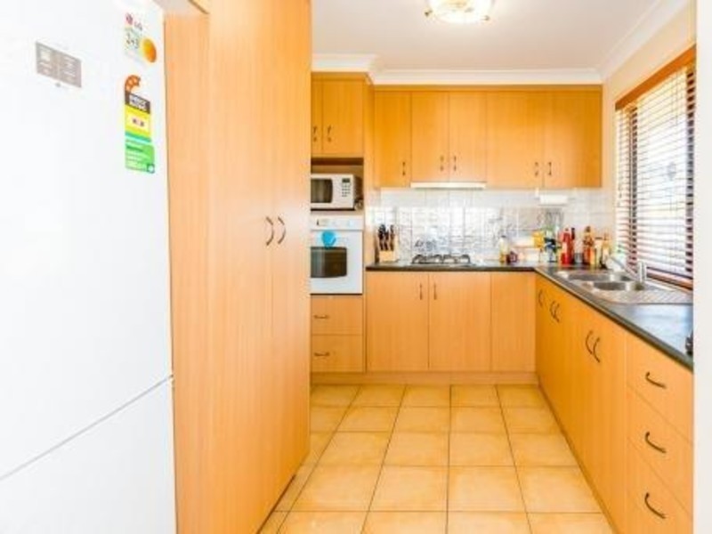 2/251 Nelson Street, Kearneys Spring QLD 4350