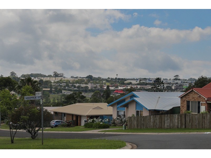 43 Hoepper Street, Kearneys Spring QLD 4350
