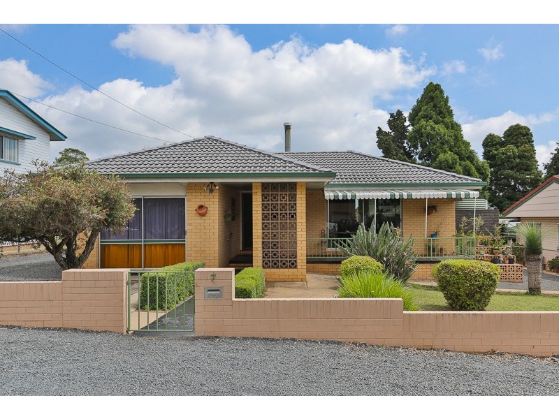 7 Binns Street, South Toowoomba QLD 4350