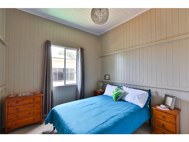 16 Louisa Street, South Toowoomba QLD 4350