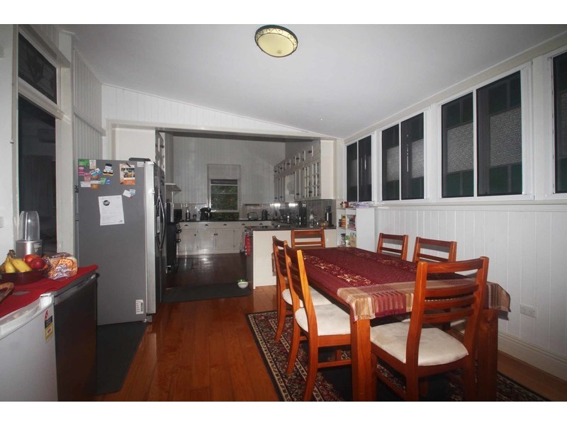 2 Chamberlain Street, North Toowoomba QLD 4350