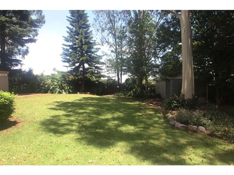2 Chamberlain Street, North Toowoomba QLD 4350