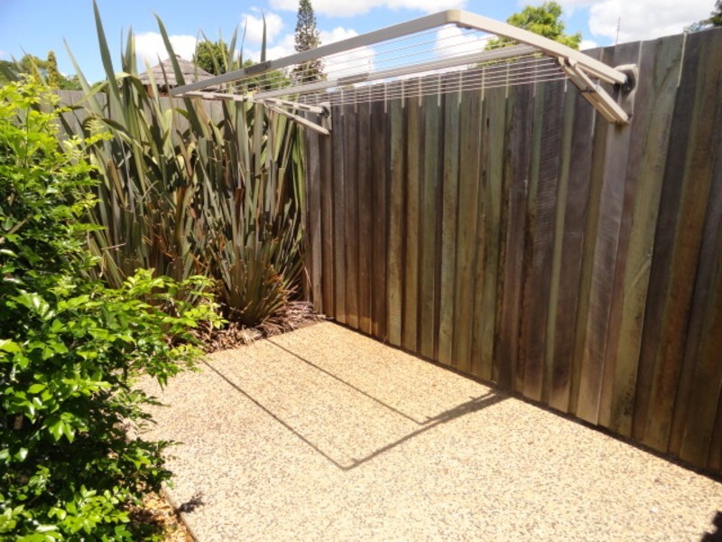 2/42 Plant Street, Rangeville QLD 4350