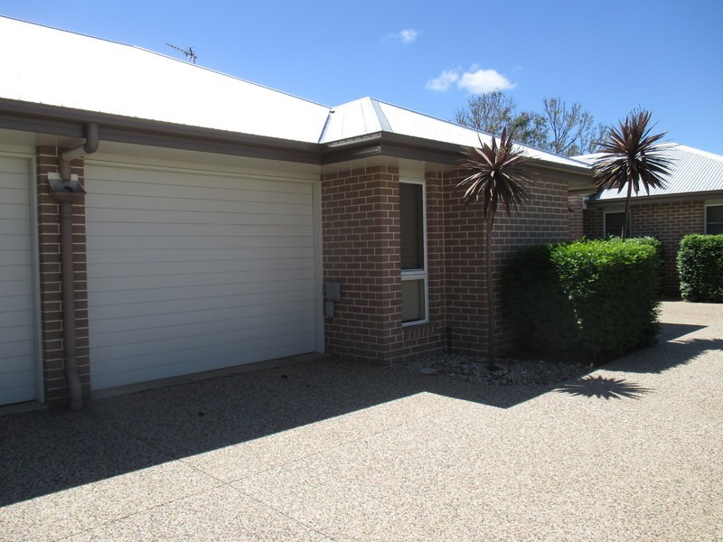2/42 Plant Street, Rangeville QLD 4350