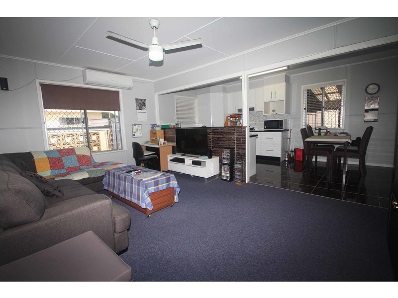 14 Teesdale Avenue, Newtown QLD 4350