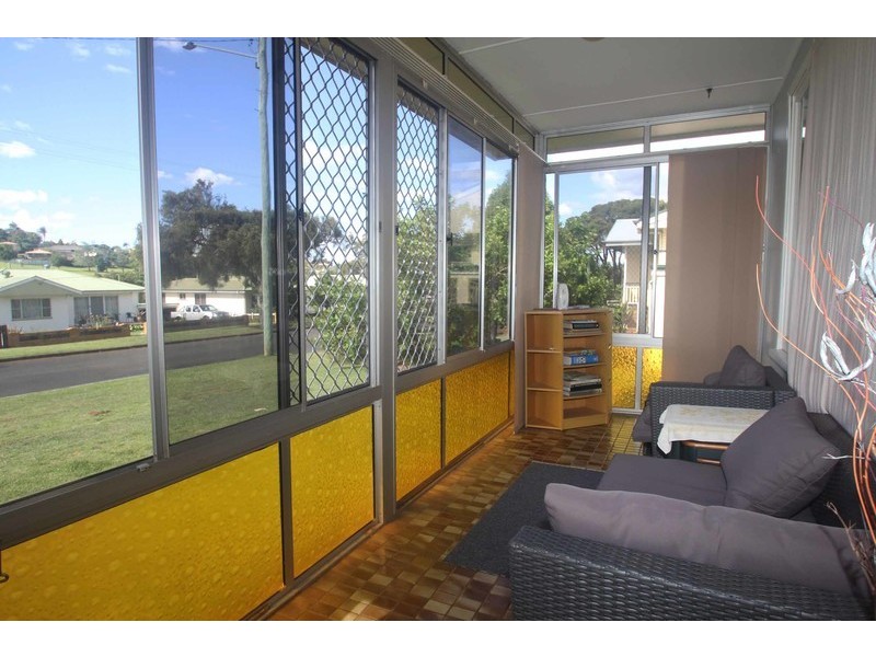 14 Teesdale Avenue, Newtown QLD 4350