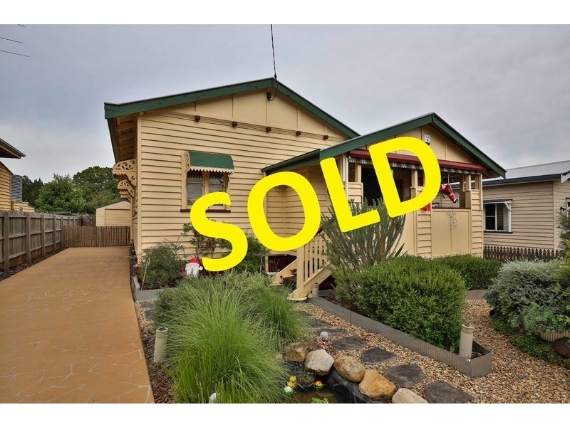 27 Clark Street, South Toowoomba QLD 4350