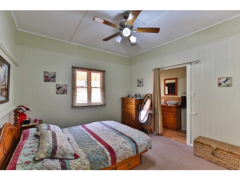 27 Clark Street, South Toowoomba QLD 4350