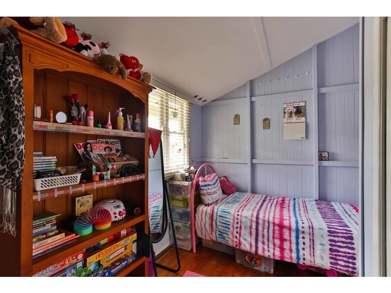 27 Clark Street, South Toowoomba QLD 4350
