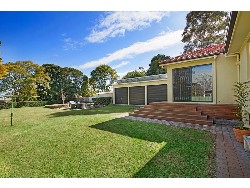 1 New Street, Mount Lofty QLD 4350