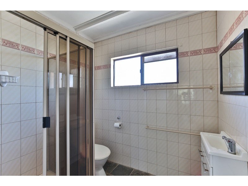 8/203 Campbell Street, Newtown QLD 4350