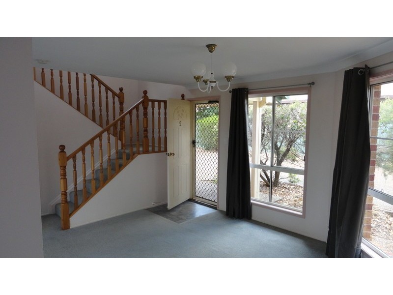 2/1 Rebecca Court, Kearneys Spring QLD 4350