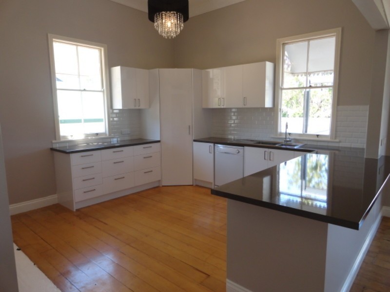 8 Somme Street, North Toowoomba QLD 4350