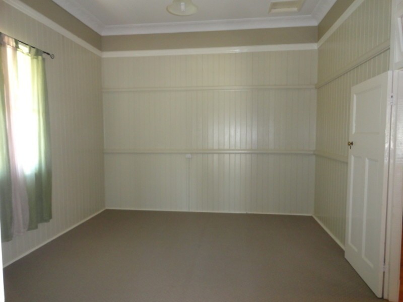 8 Somme Street, North Toowoomba QLD 4350