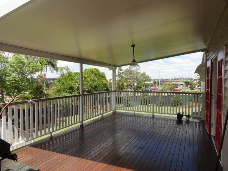 122 Ruthven Street, Toowoomba QLD 4350