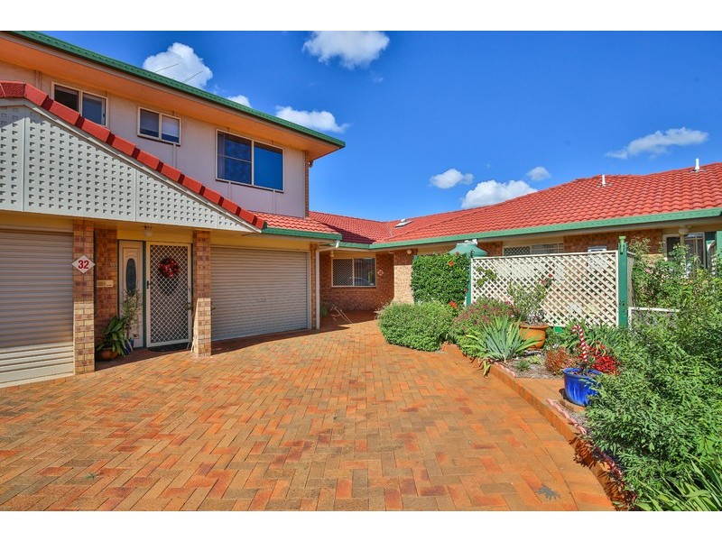 33/12 Glenfield Court, Middle Ridge QLD 4350