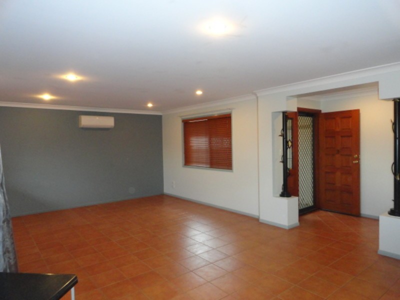 3/251 Nelson Street, Kearneys Spring QLD 4350