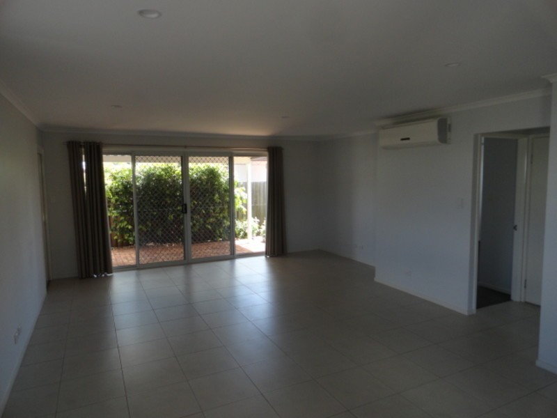 1/766B Ruthven Street, South Toowoomba QLD 4350