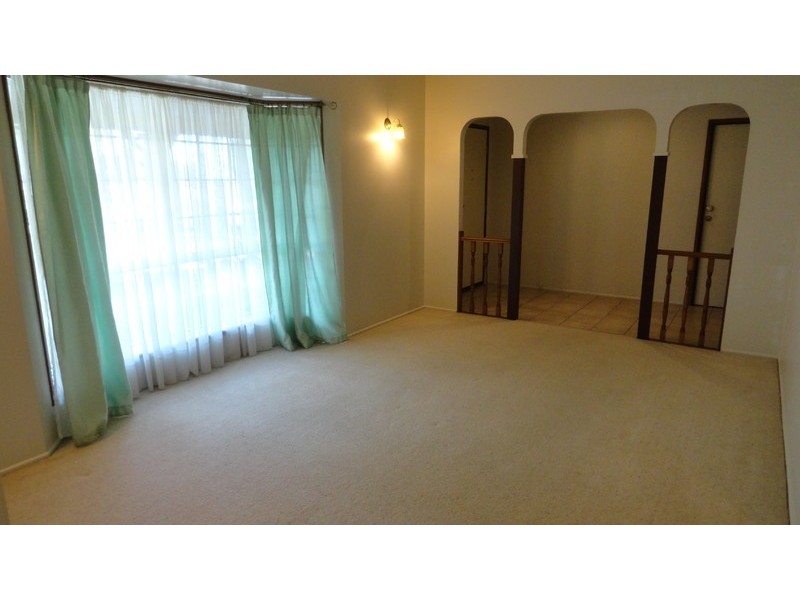 2 Radiata Court, Darling Heights QLD 4350